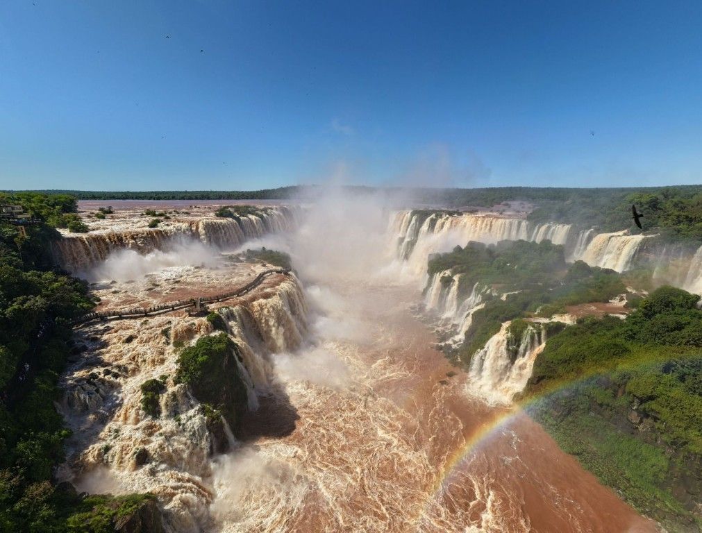CATARATAS BRASIL + MACUCO SAFARI + PARQUE DAS AVES ( MESMO DIA).